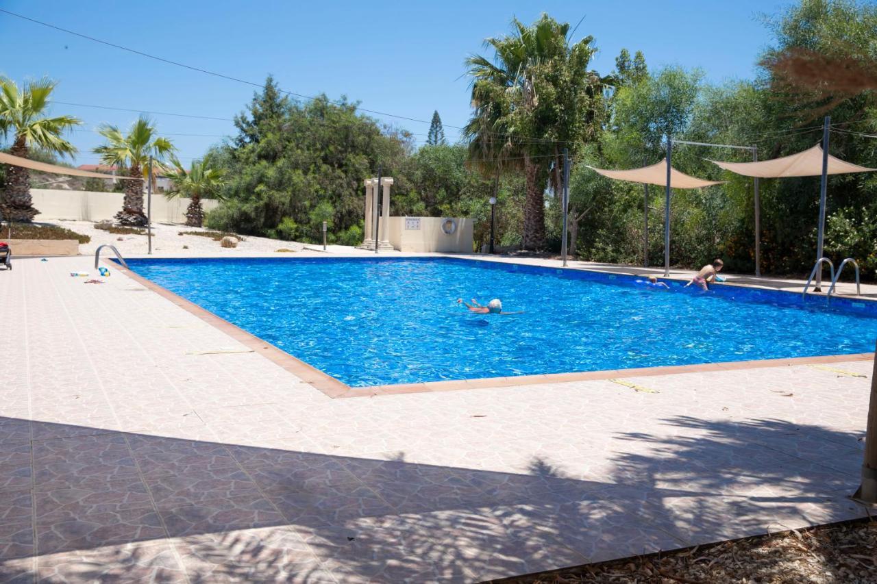 Marcelia Napa Suite Ayia Napa Bagian luar foto